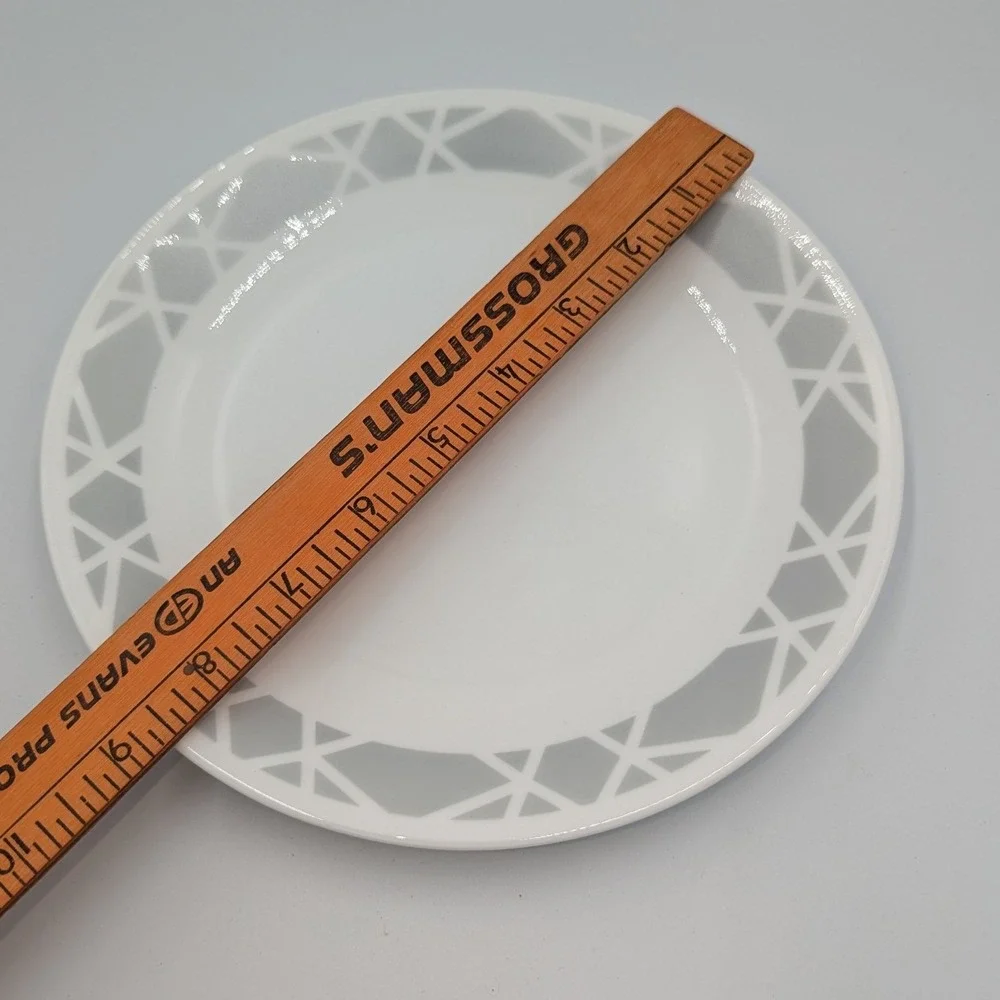 Corning Corelle Modena Salad Plates White Grey Geometric Lattice 8.5